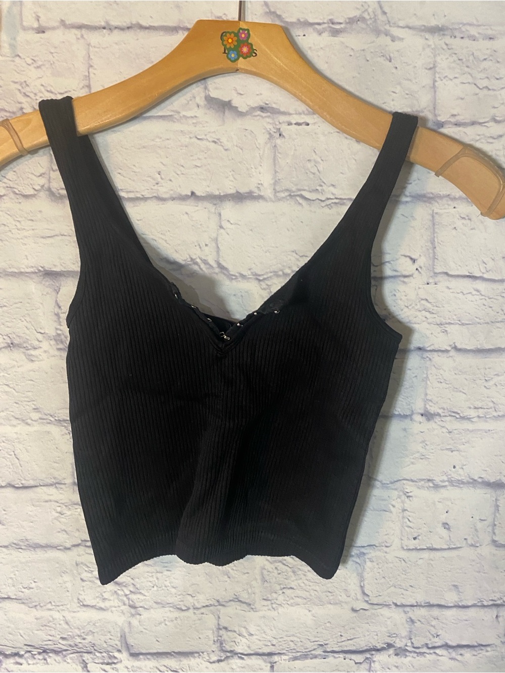 Women’s Black Ribbed Crop Tank Top - Sleek Everyday Essential